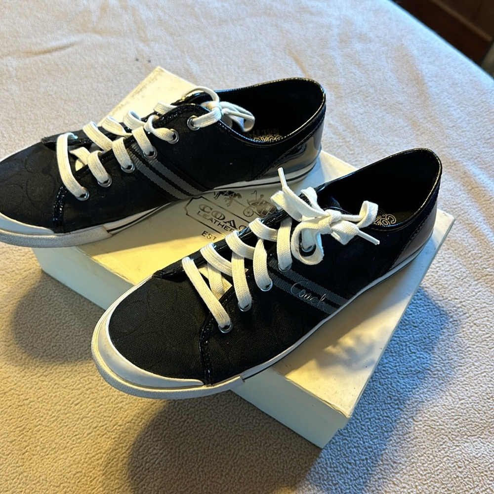 Women’s Coach Folly sneakers - Picture 3 of 5
